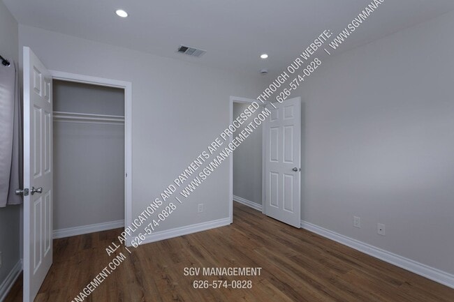 Building Photo - wal806