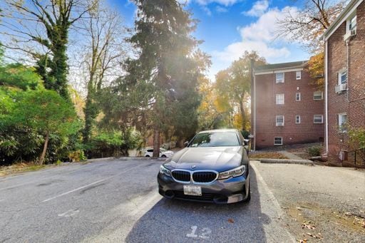 Building Photo - 8507 Flower Ave - Unit 4 Takoma Park, MD 20912 - 2 YEAR LEASE SPECIAL - PETS OK! -  Large 1 Bed w...