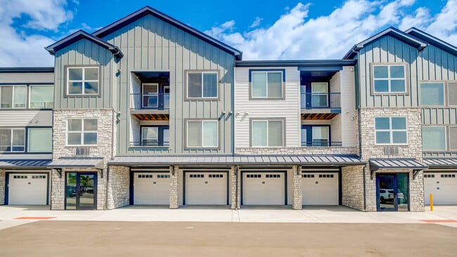 Exterior - Savanna Nine Mile