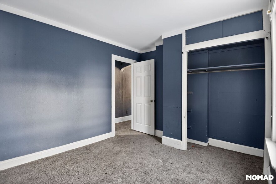 Building Photo - 920 S Matthew St