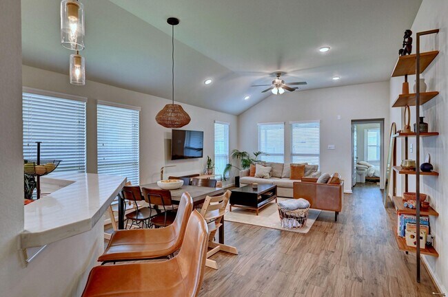 Building Photo - 8122 Peralta Valley Ct