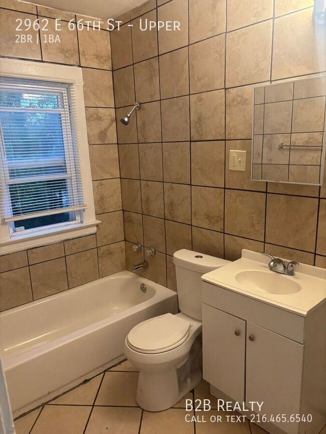 Building Photo - 2962 E 66th St