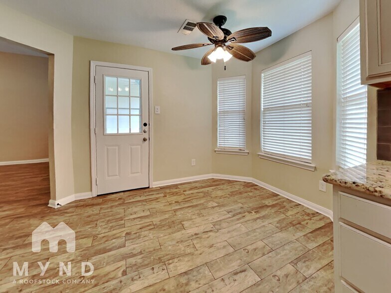 Building Photo - 2810 Orchid Tree Ln