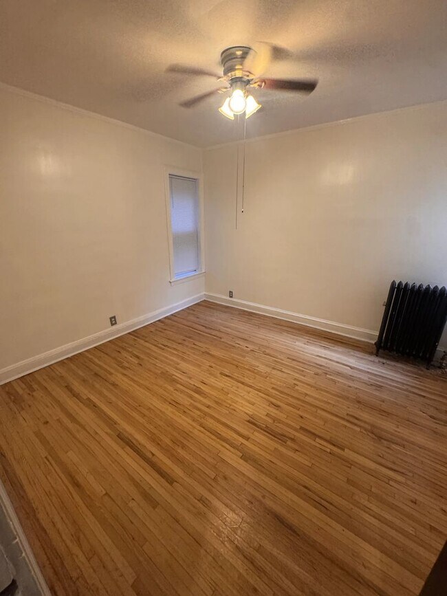 Building Photo - 8046 S Langley Ave