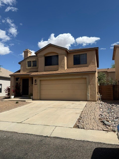 Building Photo - FOR RENT