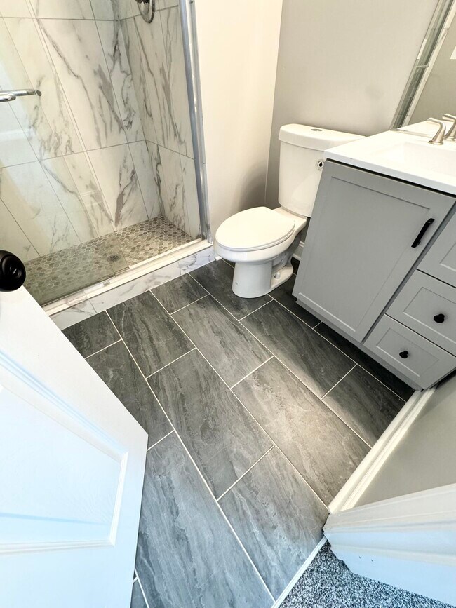 Building Photo - 353 Sherman Ave