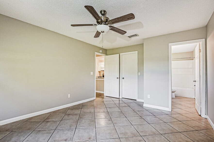 Building Photo - 8726 Gopher Ln