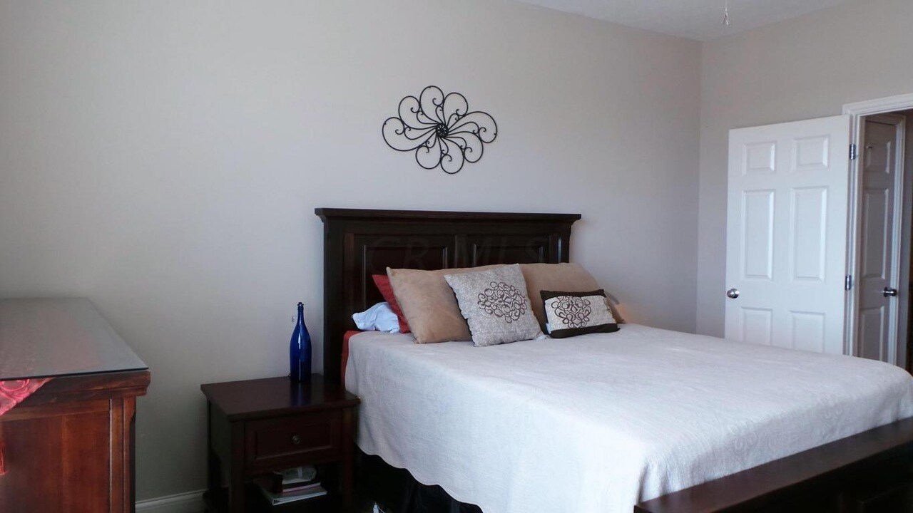 Building Photo - 6337 Chetti Dr