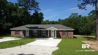 Building Photo - 12747 Westbrook Dr