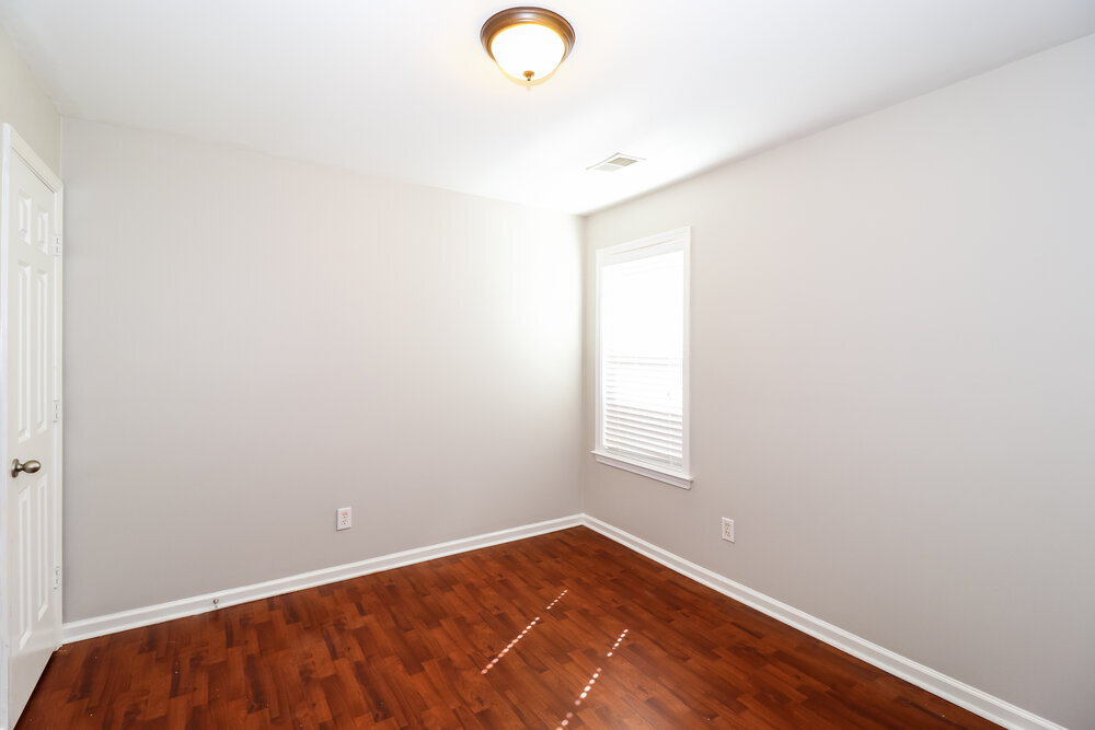 Building Photo - 9992 Misty Elm Dr