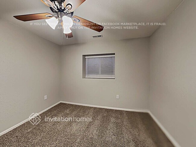 Building Photo - 6010 Grapevine Dr
