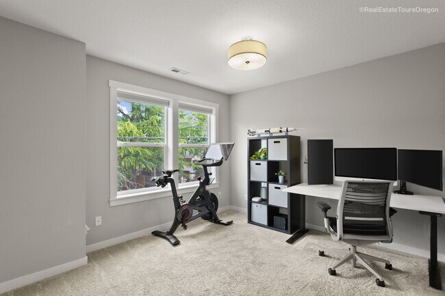 Building Photo - Bright and Modern Home Near Woodstock with...