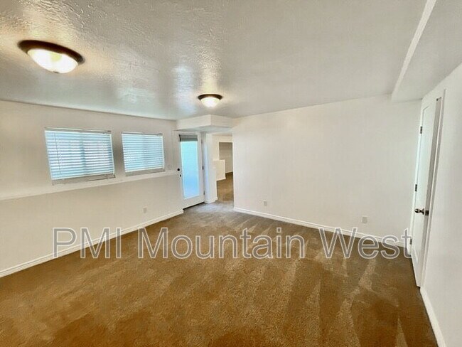 Building Photo - 2815 W 1375 N