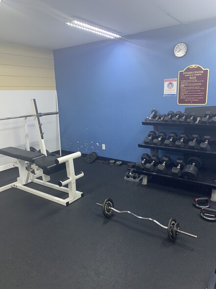 Fitness Center Weights - 1605 Hotel Cir S