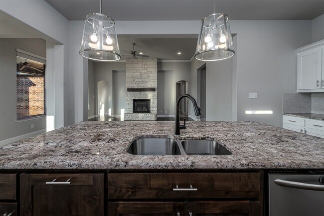 Building Photo - 764 Tallgrass Dr