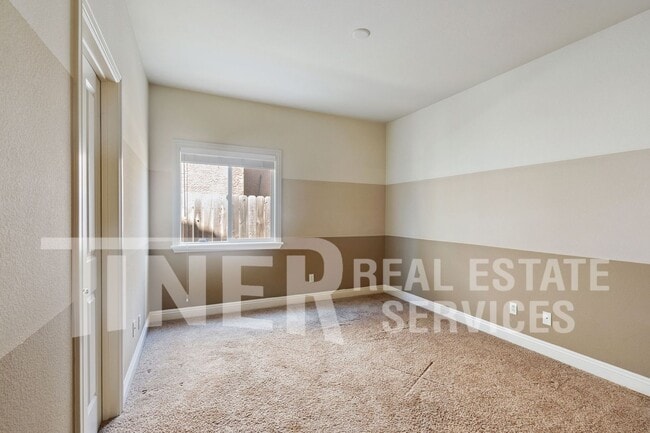 Building Photo - 5967 Radmere- Tier 1