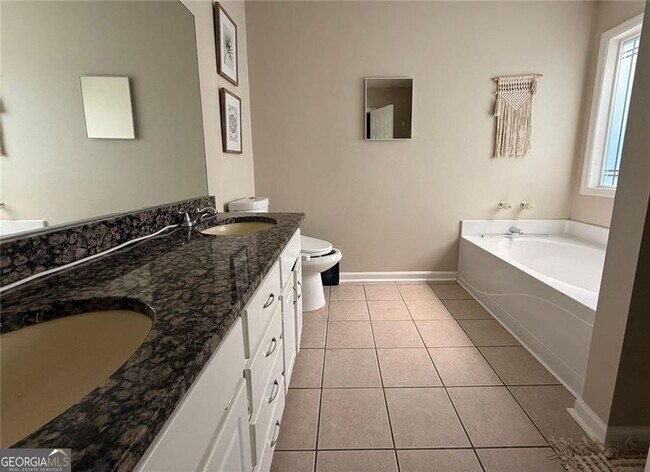 Building Photo - 419 Etowah Valley Way
