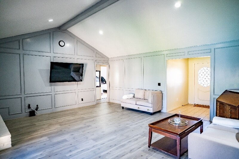 Building Photo - 3706 Bishop Hill Dr