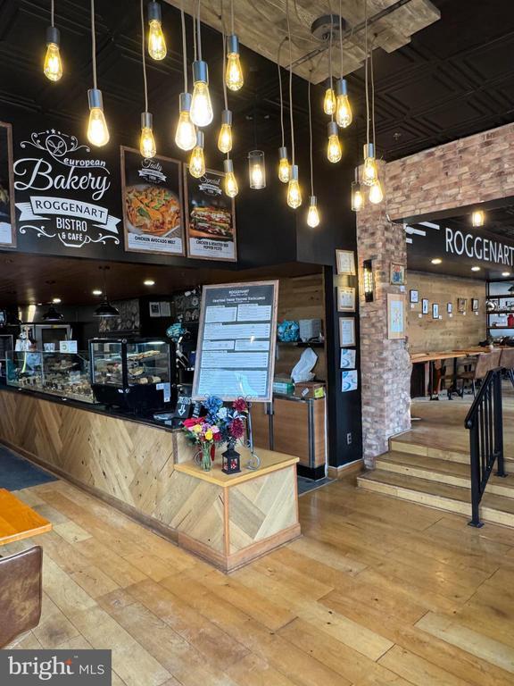 Building Photo - 28 Allegheny Ave