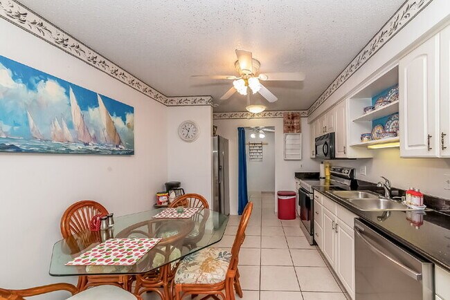 Building Photo - Fully furnished 2BR/2BA villa in Heritage Village West — $1,900/month