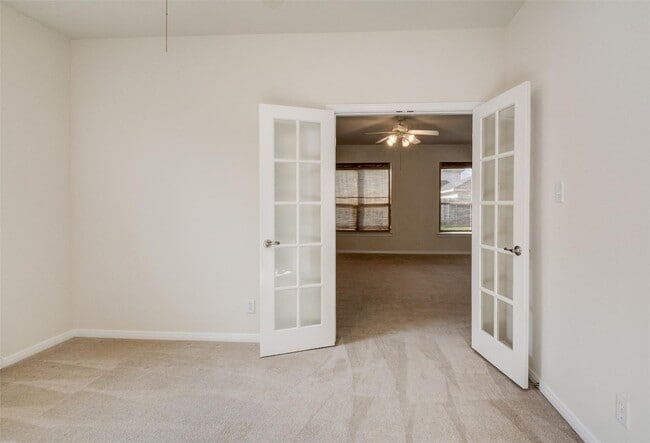 Building Photo - 9115 Memorial Valley Dr