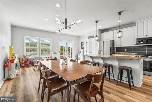 Building Photo - 4532 Tinder Box Cir