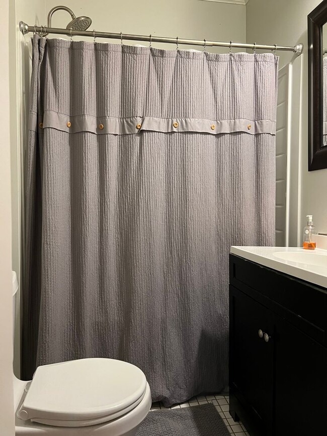 Building Photo - 3520 Lee Ave