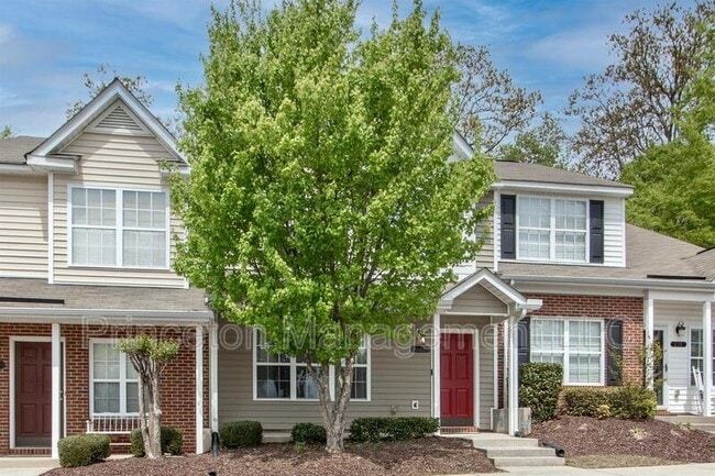 Building Photo - 137 Lynch Cir