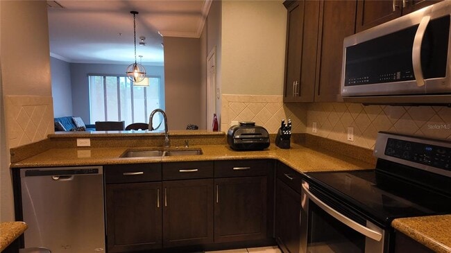 Building Photo - 6023 Strada Isle Wy
