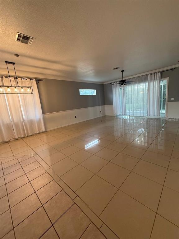 Building Photo - 132 Golf Aire Blvd