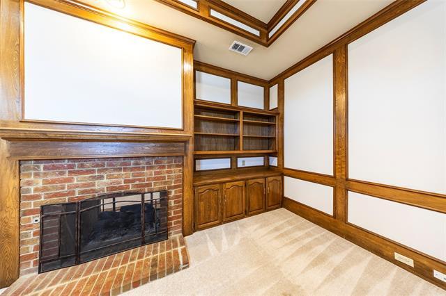 Building Photo - 1400 Sacramento Terrace