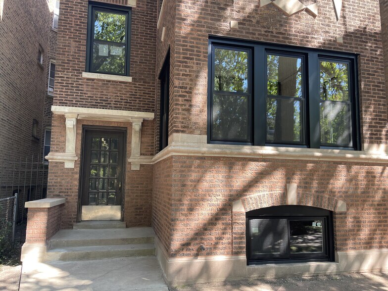 Building Photo - 6527 N Newgard Ave