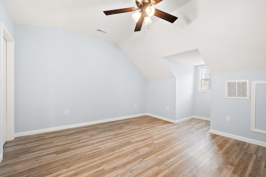 Building Photo - 1201 Tuscola Ave