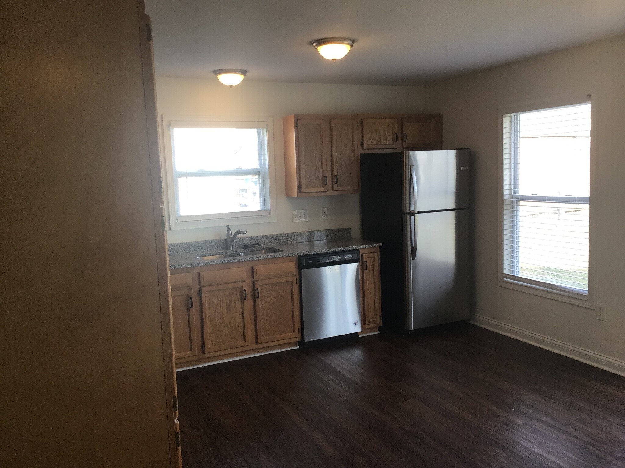 Building Photo - 2070 Whispering Wind Ln