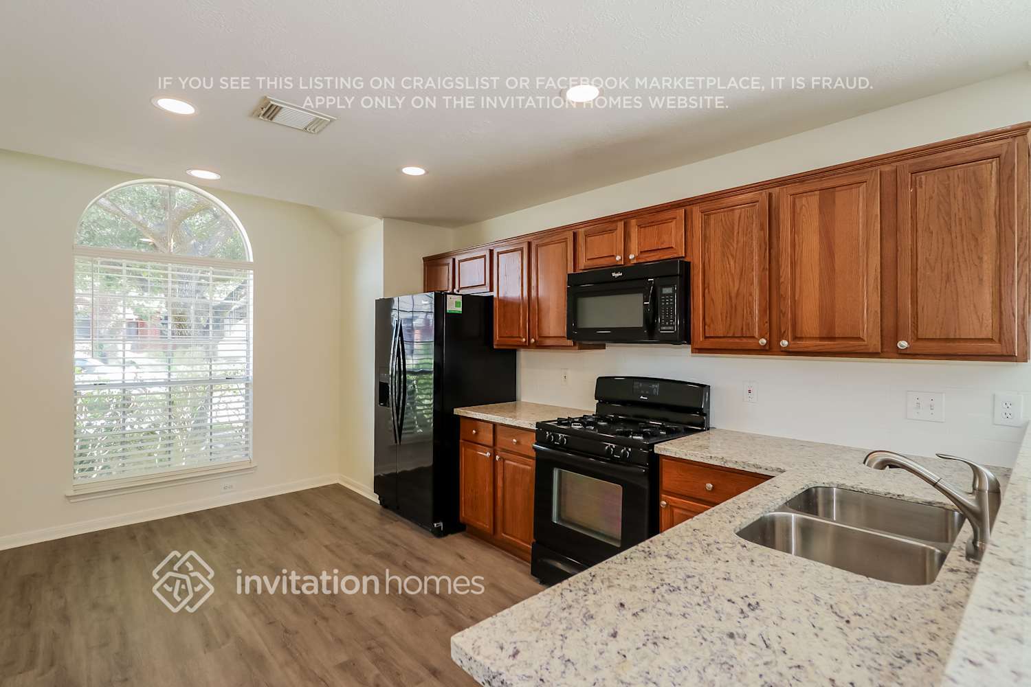 Building Photo - 2722 Safe Harbor Cir