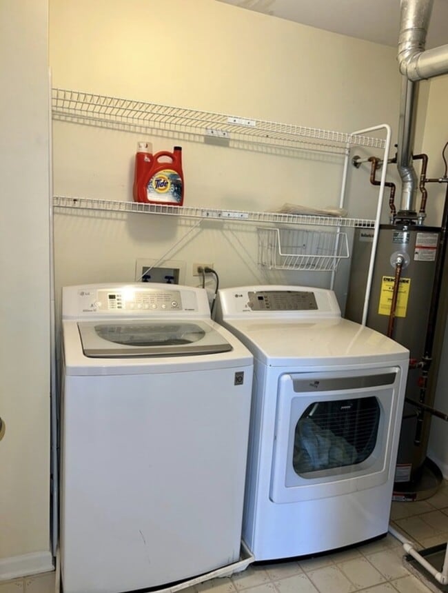 Building Photo - 1267 Derby Ln