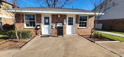 Building Photo - 298 W Avenue A