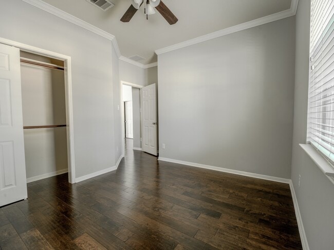 Building Photo - 24531 Via Salerno Ct