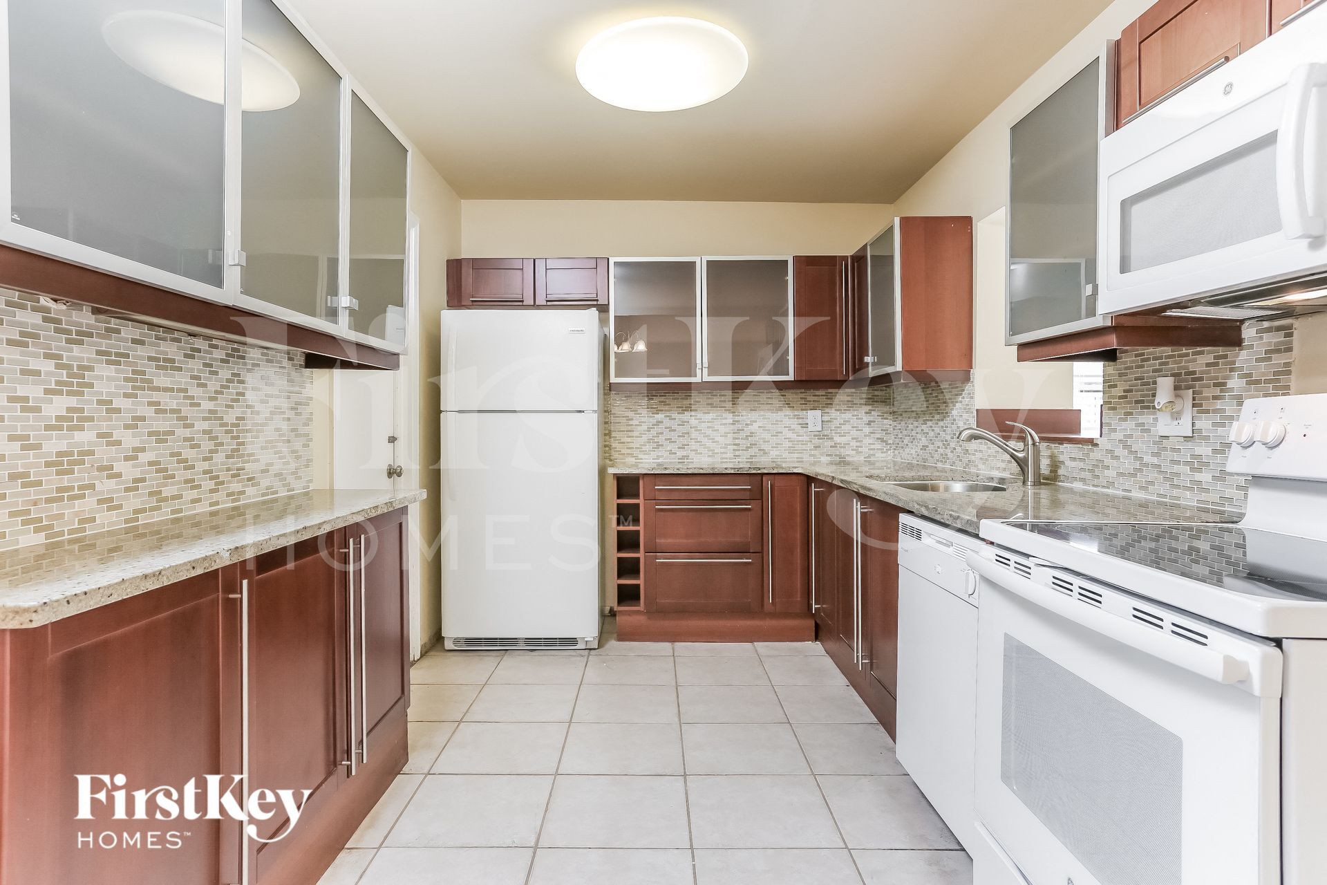 Building Photo - 9203 Southampton Pl