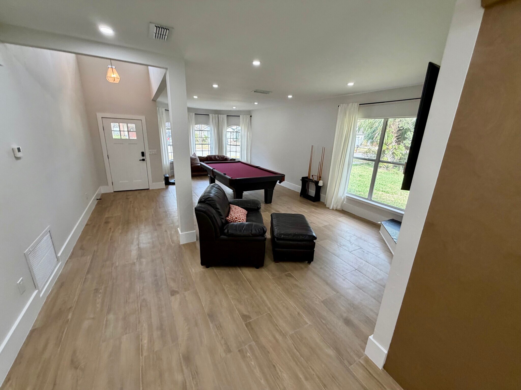 Building Photo - 147 Dalton Dr