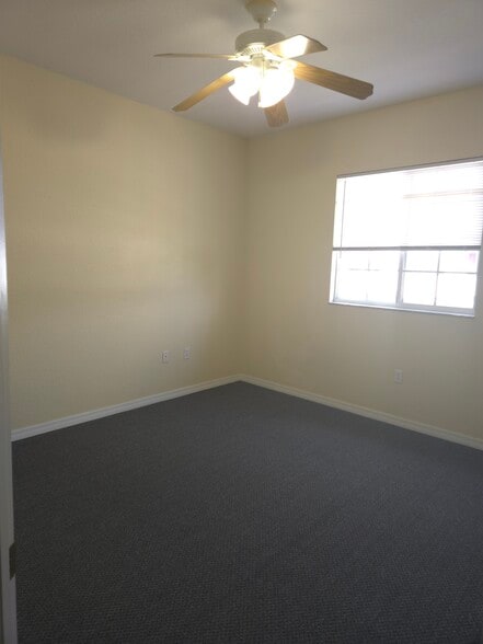 2nd bdrm - 3409 10th Ln W