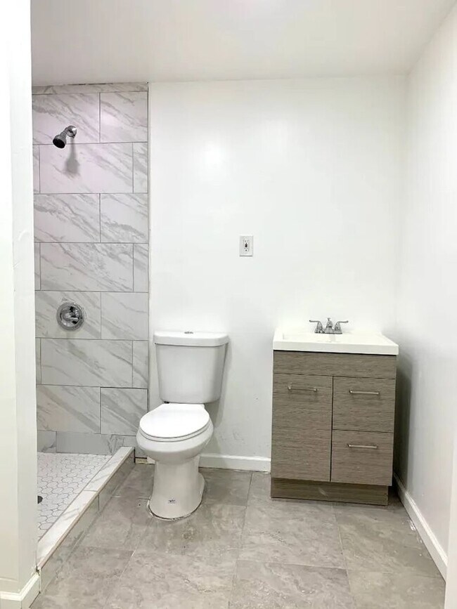 Building Photo - Beautifully Renovated Apartment in Cortlandt Manor