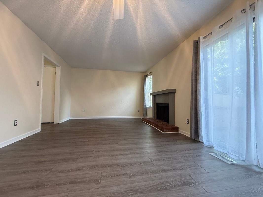 Building Photo - 12836 W 67th St