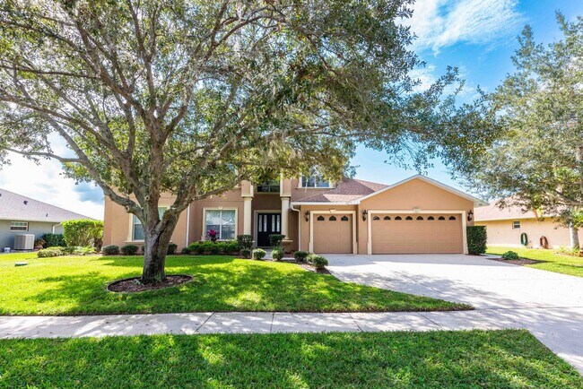 Building Photo - St. Cloud 4 Bedroom, 4 Bathroom Pool Home with Lake View