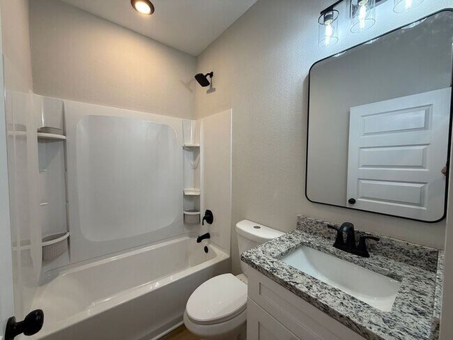 Building Photo - Milton - Avalon Beach - 3 bedroom, 2 bathroom