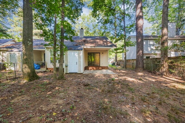 Building Photo - 313 Friarsgate Blvd