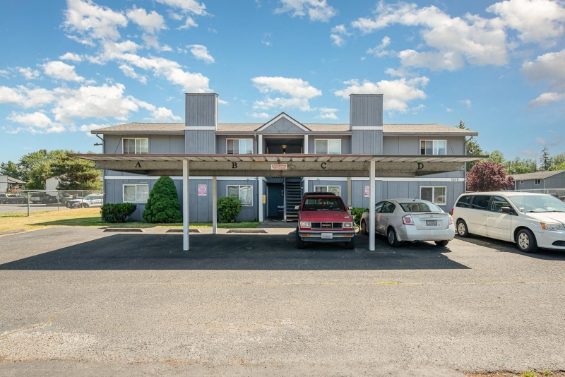 Primary Photo - 1013 76 St Ct E