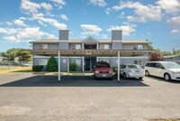 Building Photo - 1013 76 St Ct E