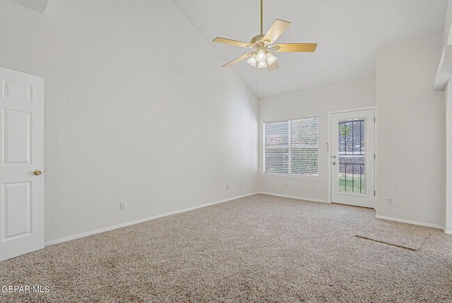 Building Photo - 7239 Desert Jewel Dr