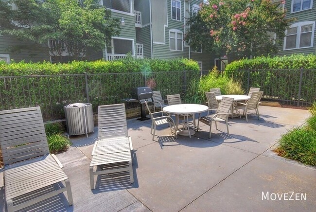 Building Photo - 1221 Westview Ln